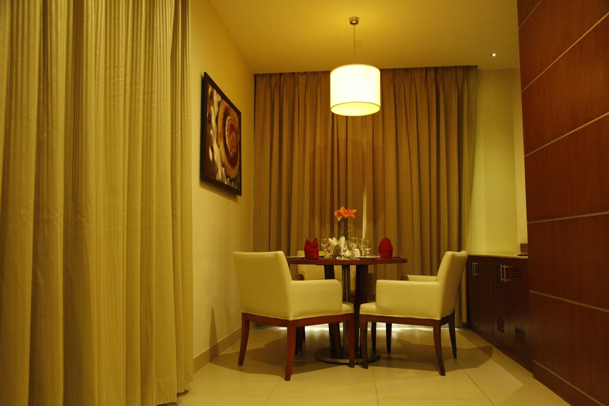 The Altruist Business Hotel Hitech Hyderabad Exterior photo