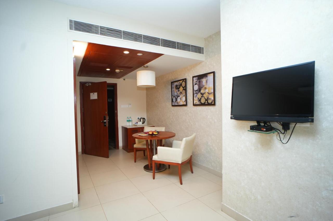 The Altruist Business Hotel Hitech Hyderabad Exterior photo