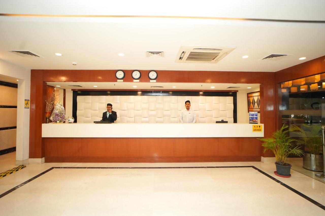 The Altruist Business Hotel Hitech Hyderabad Exterior photo