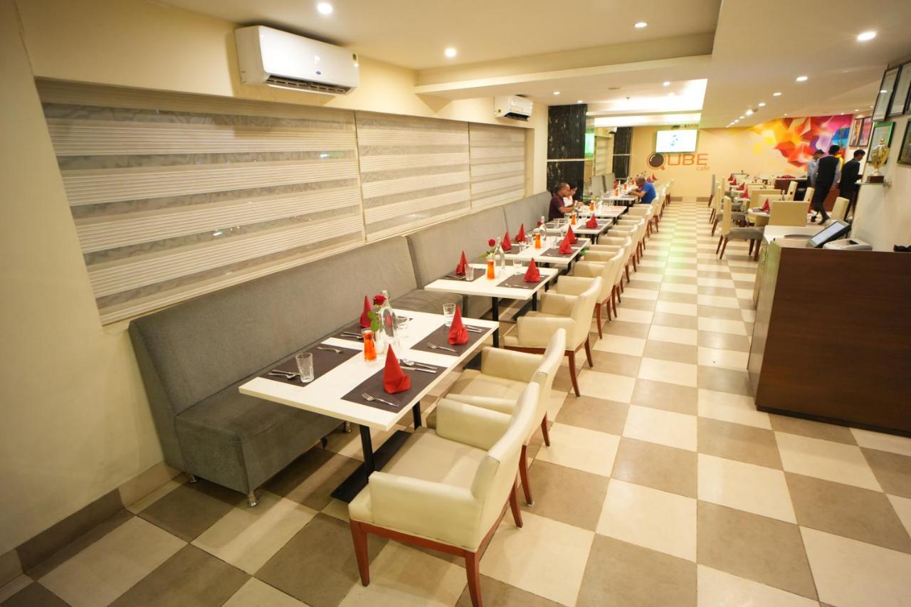 The Altruist Business Hotel Hitech Hyderabad Exterior photo