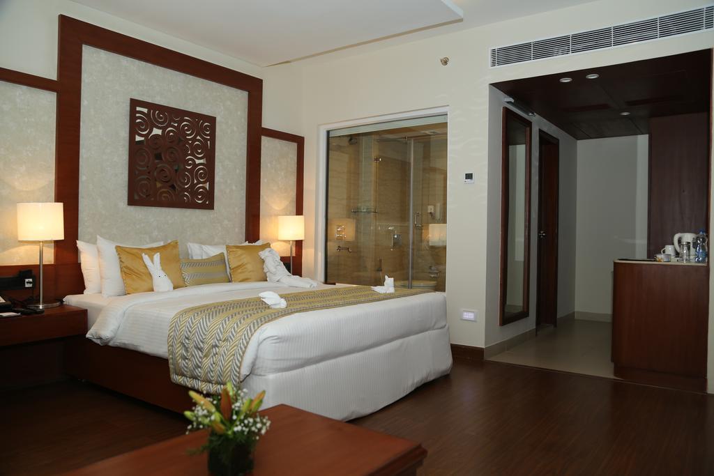 The Altruist Business Hotel Hitech Hyderabad Exterior photo