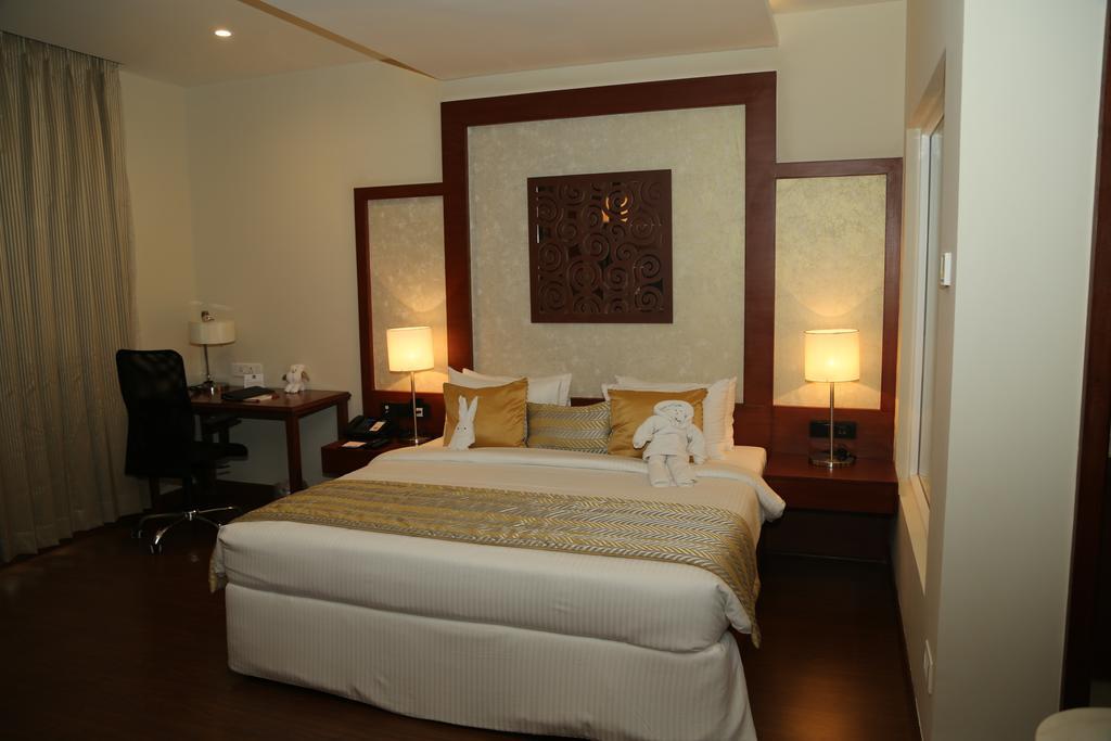 The Altruist Business Hotel Hitech Hyderabad Exterior photo
